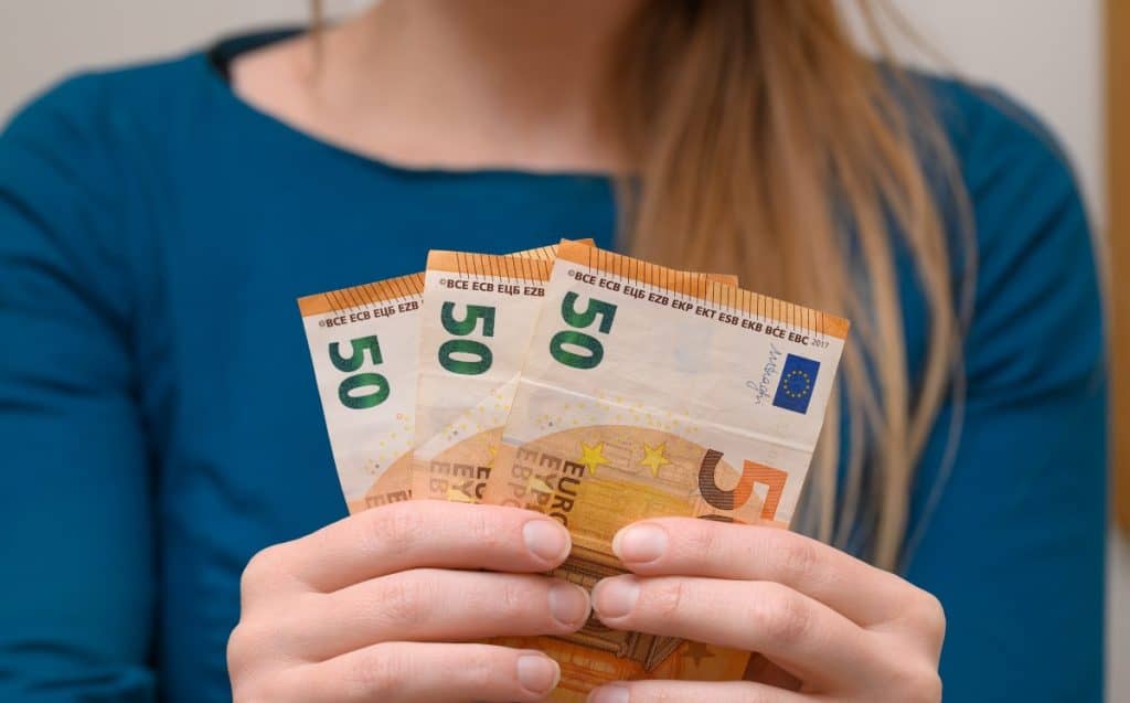 Kako koristiti financijski savjet bez visokih troškova Kako koristiti financijski savjet bez visokih troškova