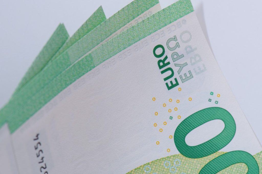 Online investicijske platforme kako odabrati pravu za sebe Online investicijske platforme kako odabrati pravu za sebe