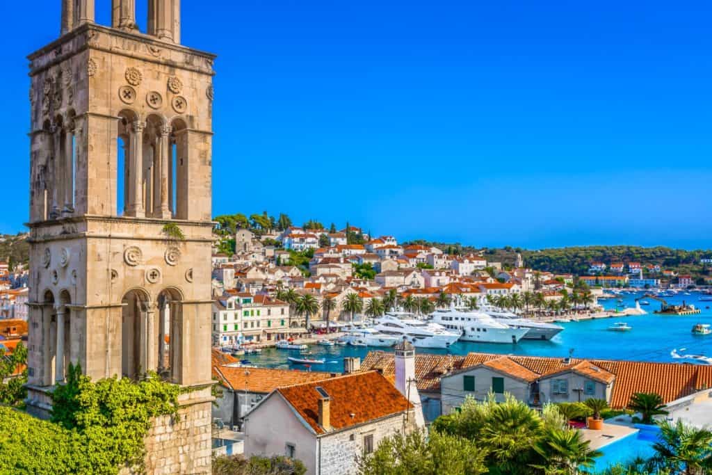 Plaže na Hvaru koje su kao stvorene za plivanje i ronjenje